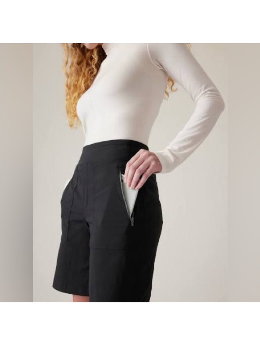 Athleta North Trekkie Bermuda Shorts in black 14 - Picture 1 of 9